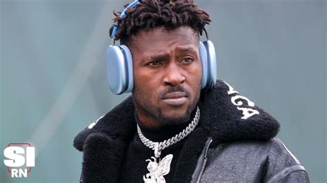 antonio brown pool photo|Antonio Brown Breaks Silence On The Disturbing。